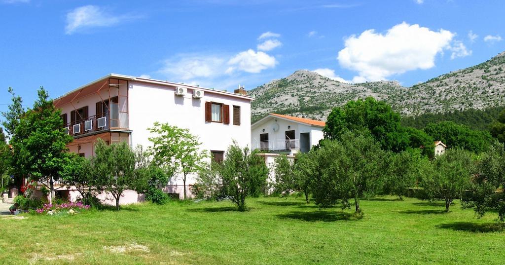Apartments And Rooms Mare-Monti Starigrad Paklenica Zewnętrze zdjęcie